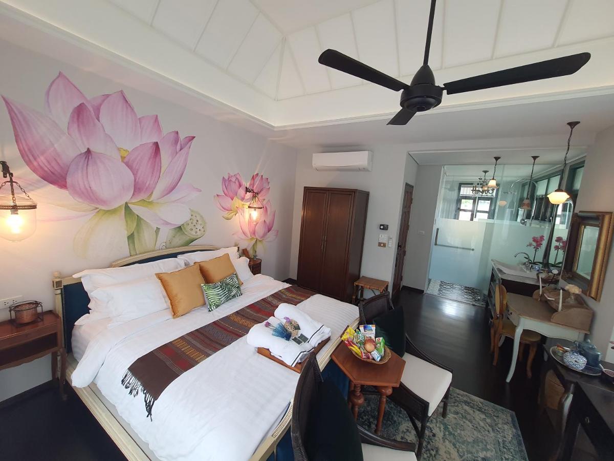 The Knight House Bangkok Apartment Exterior photo